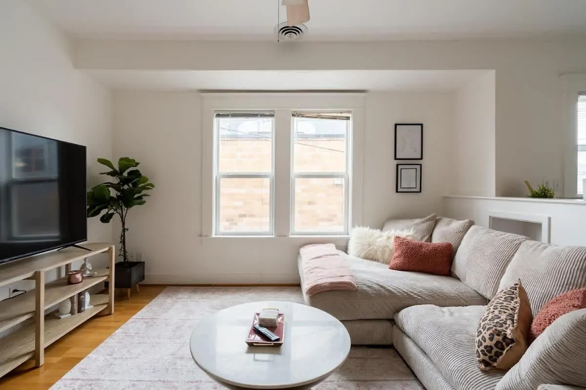 The Bohemian Spirit - Live Music, Eateries & Bars Apartment Portland 0*,